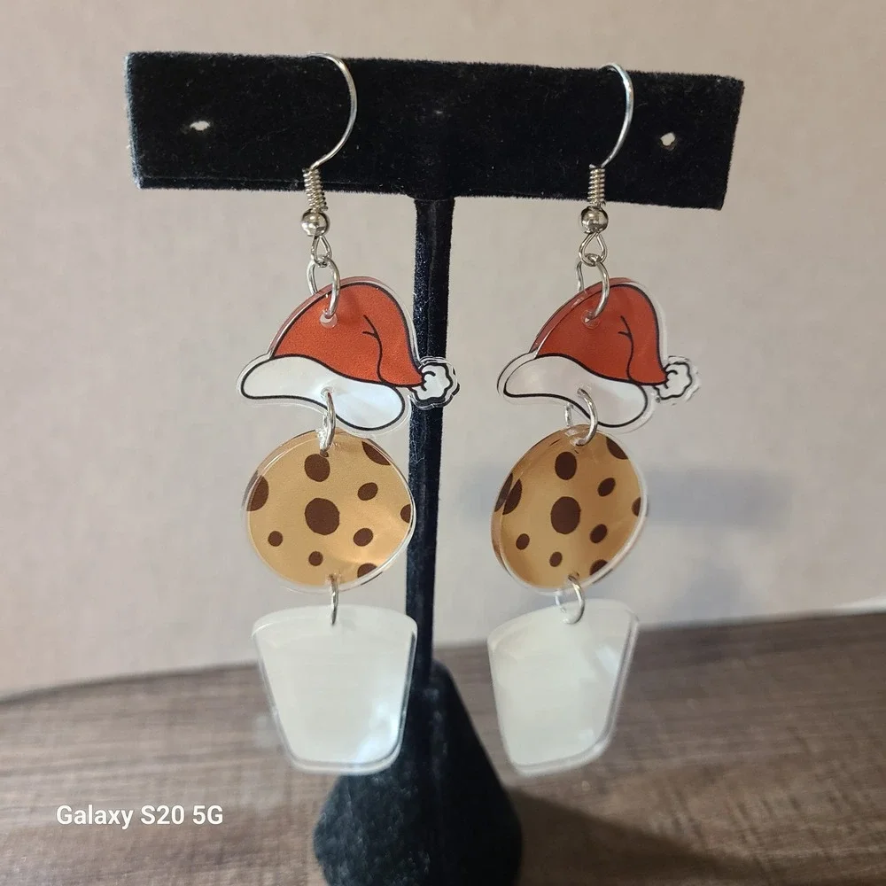 Cute Santa Hat Cookie Milk Dangle Earrings Fun Christmas Holiday Gift‎ NEW